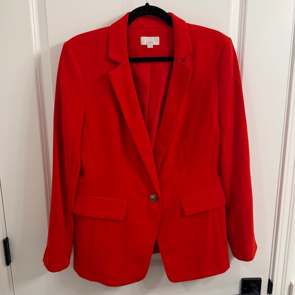 LOFT Red Tailored Blazer Size, Single Button - Large